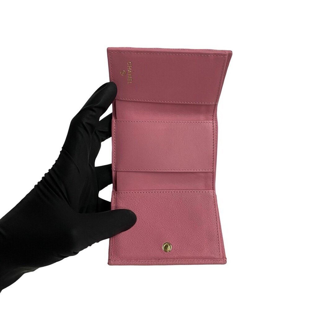 CHANEL Authentic Pink Caviar Leather Wallet - Picture 6 of 9